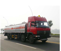 東風(fēng)前四后八25噸運(yùn)油車
